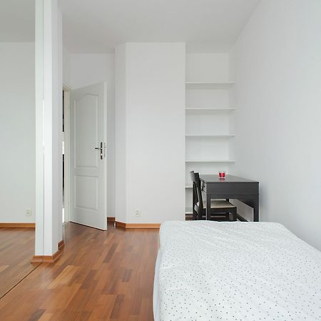 Shortstaypoland Wolnosc Warsaw Exterior photo