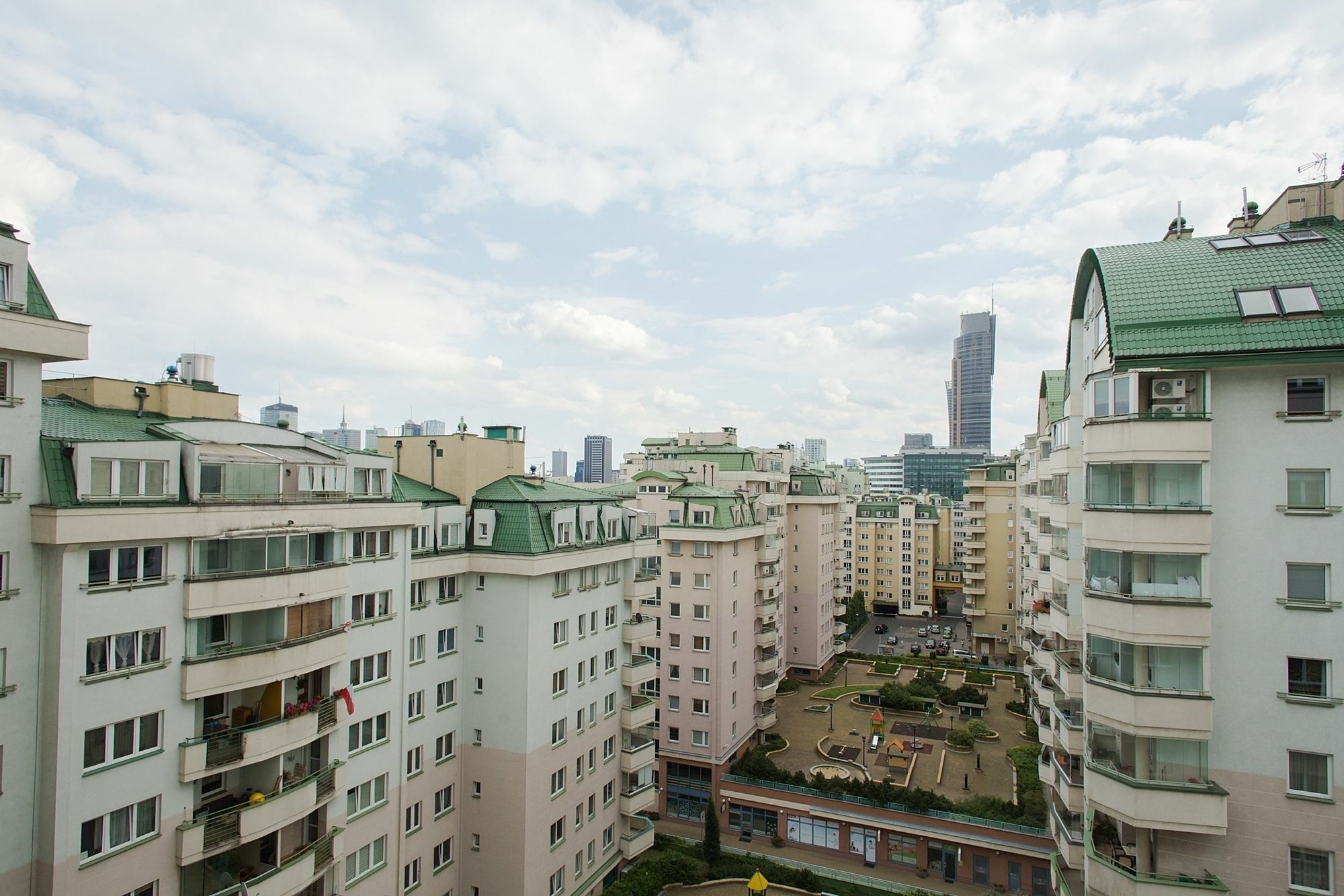 Shortstaypoland Wolnosc Warsaw Exterior photo